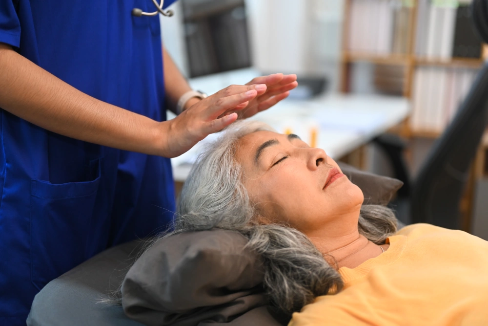 energy-healing-session